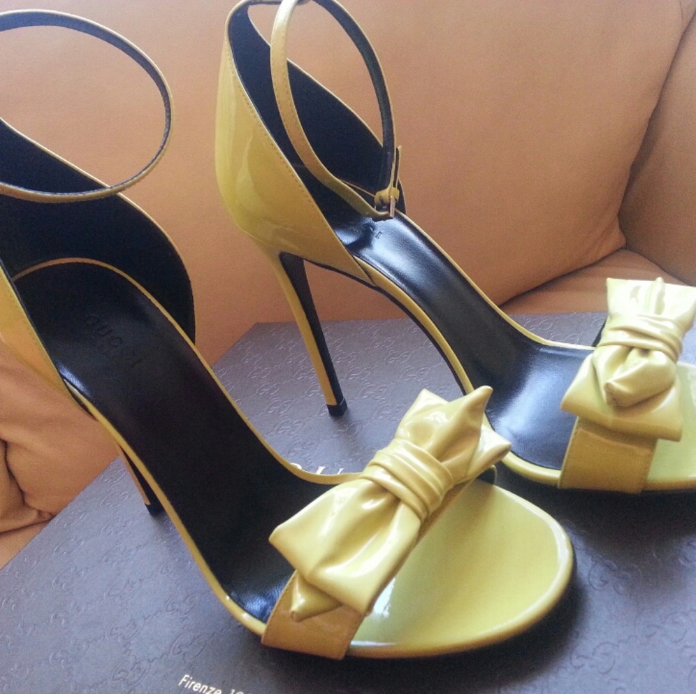 Never worn - Picture 2 of 4